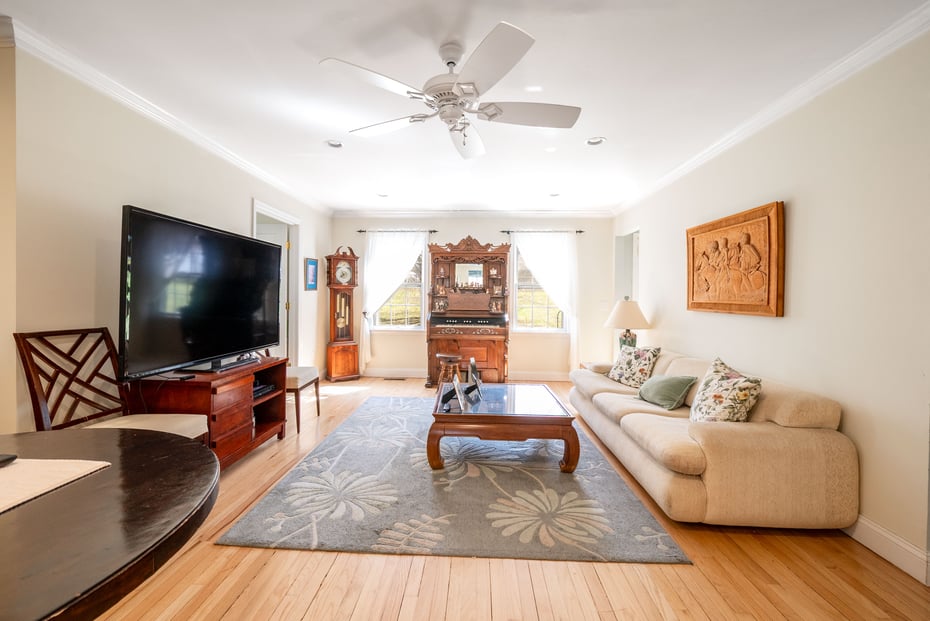 2 Greenview Road Photo 12
