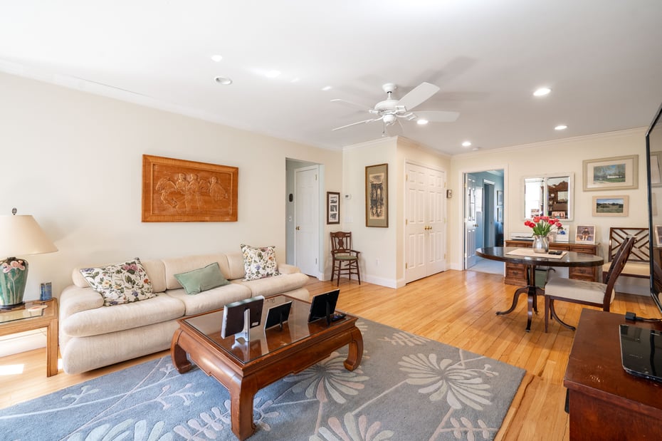 2 Greenview Road Photo 13