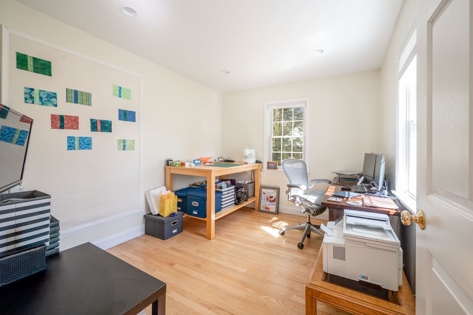 2 Greenview Road Photo 14