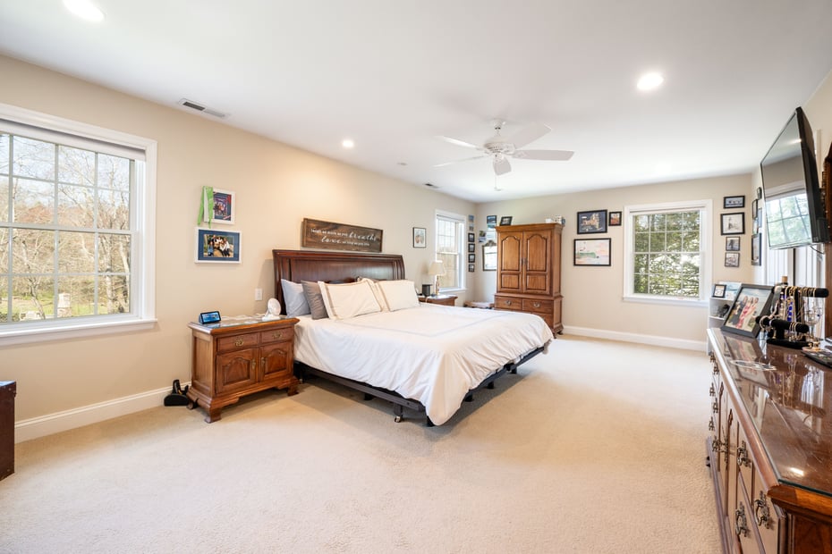 2 Greenview Road Photo 18