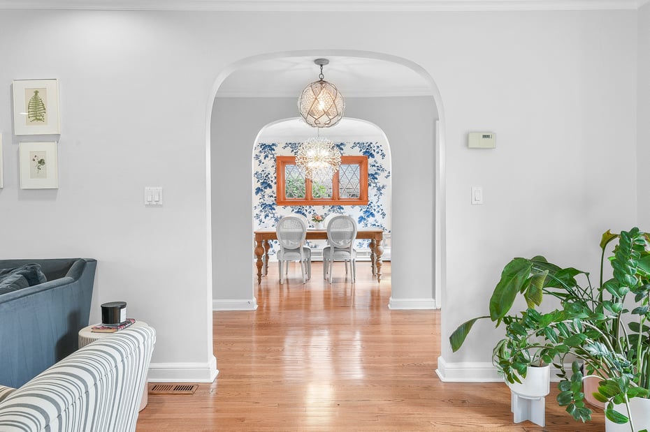 16 Locust Avenue Photo 12