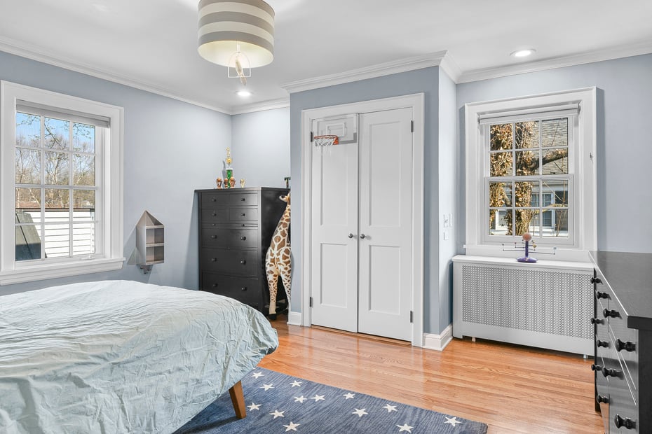 16 Locust Avenue Photo 34