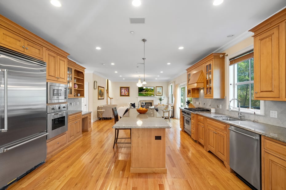 10 Sylvia Avenue Photo 15