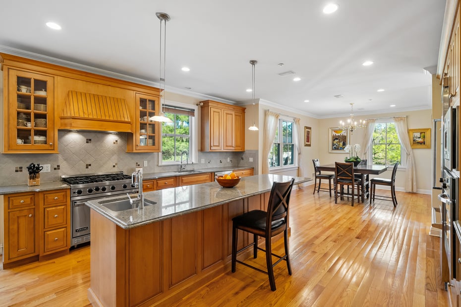10 Sylvia Avenue Photo 17
