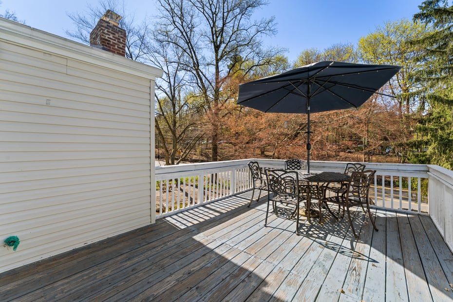 215 Benedict Avenue Photo 16