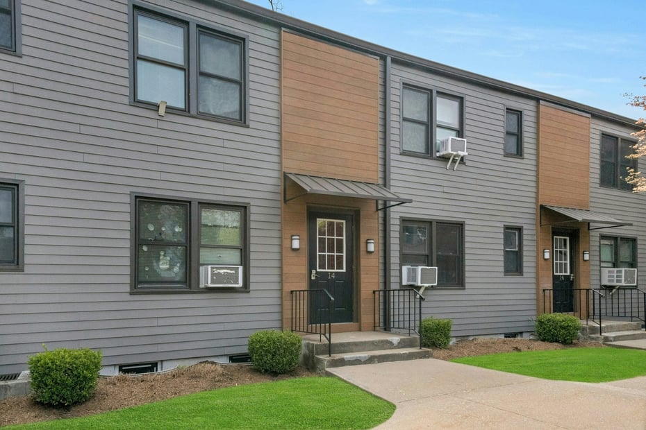 14 Tappan Landing  #52D Photo 2