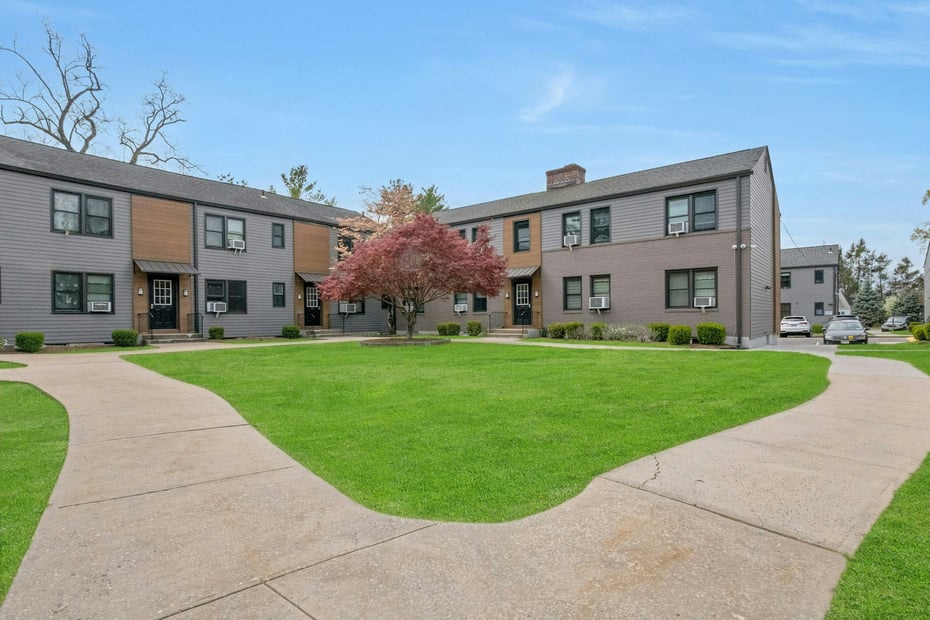 14 Tappan Landing  #52D Photo 15