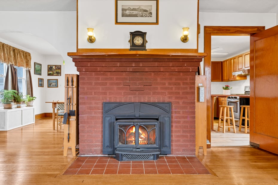 153 Thames Street Photo 11