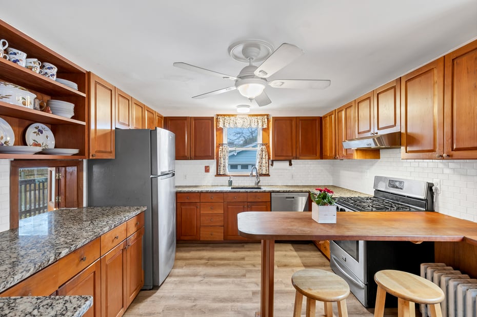 153 Thames Street Photo 16