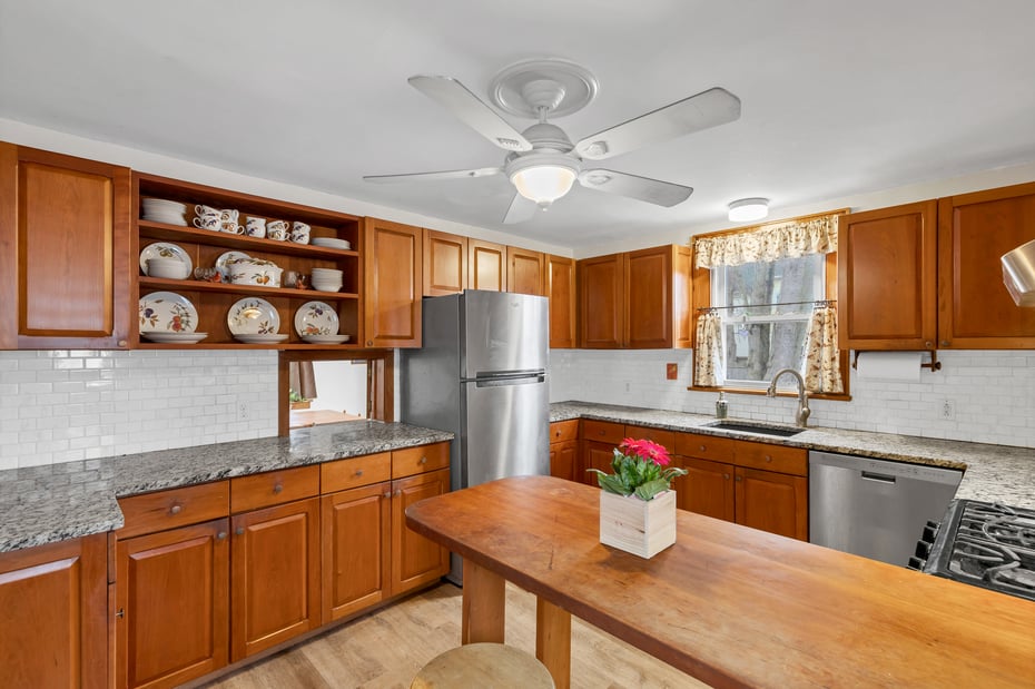 153 Thames Street Photo 17