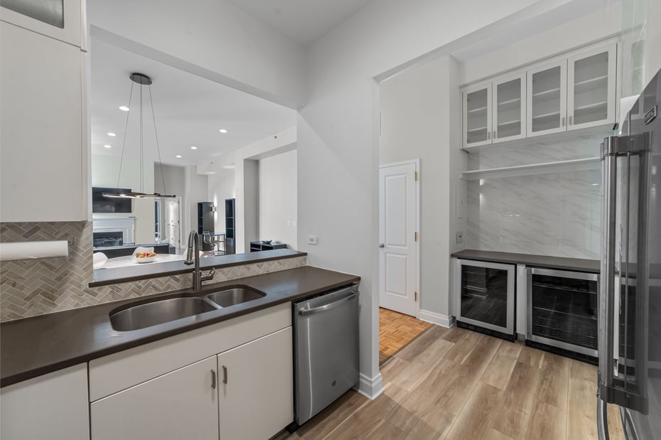 1 Scarsdale Road  #411 Photo 5