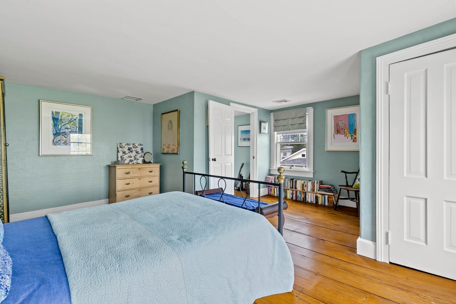 42 New London Road Photo 24