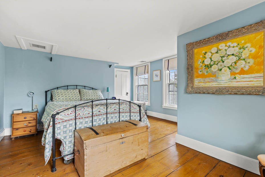 42 New London Road Photo 25