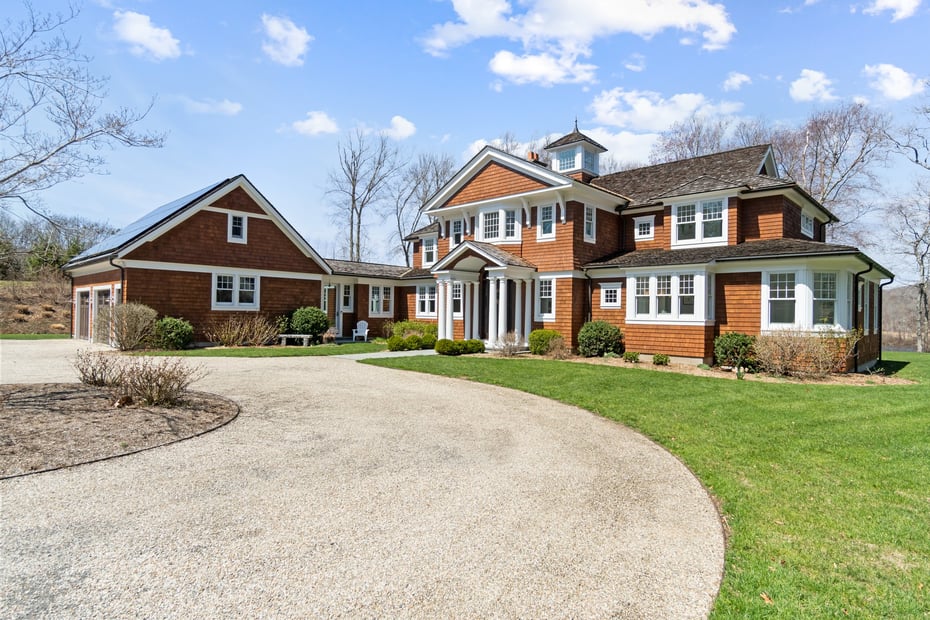 31 Parkers Point Road Photo 2