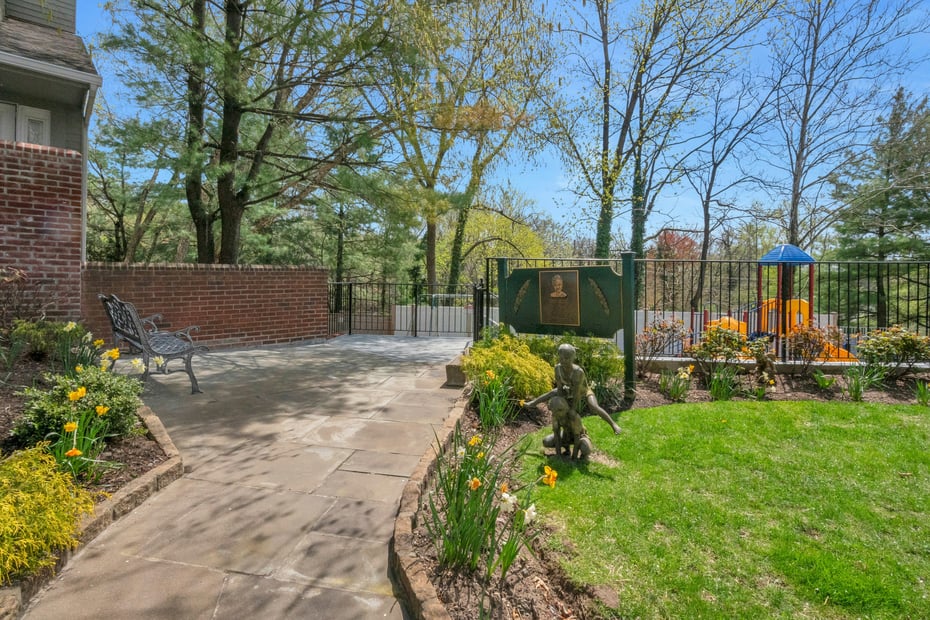 60 Waterside Close Photo 33