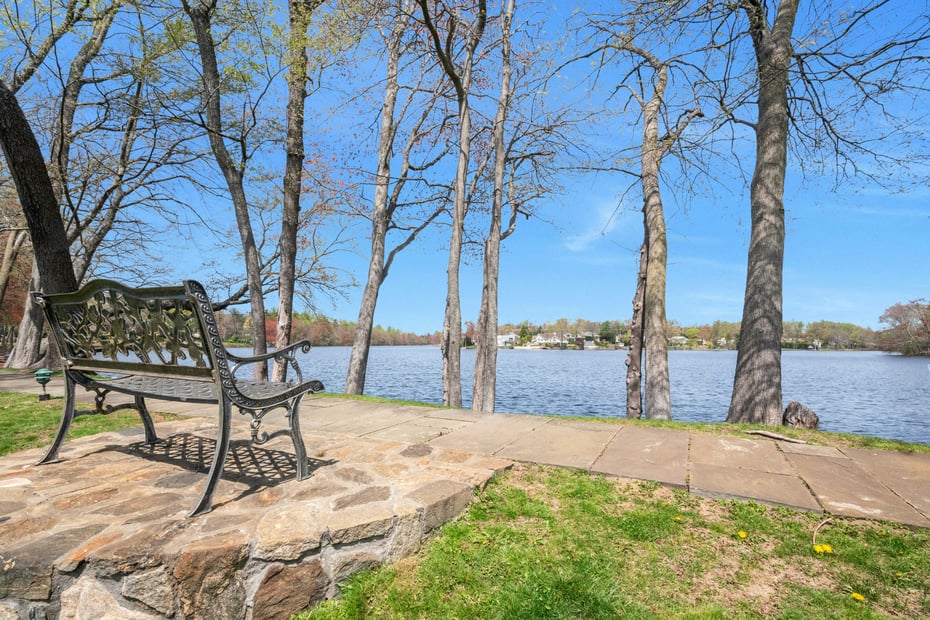 60 Waterside Close Photo 37