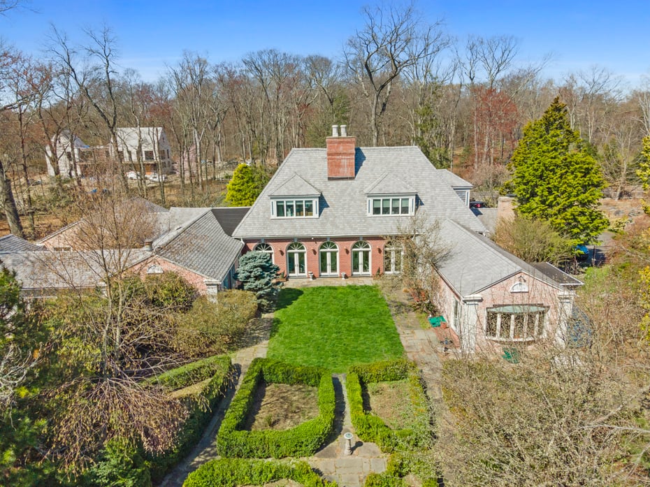 37 Green Acre Lane Photo 3
