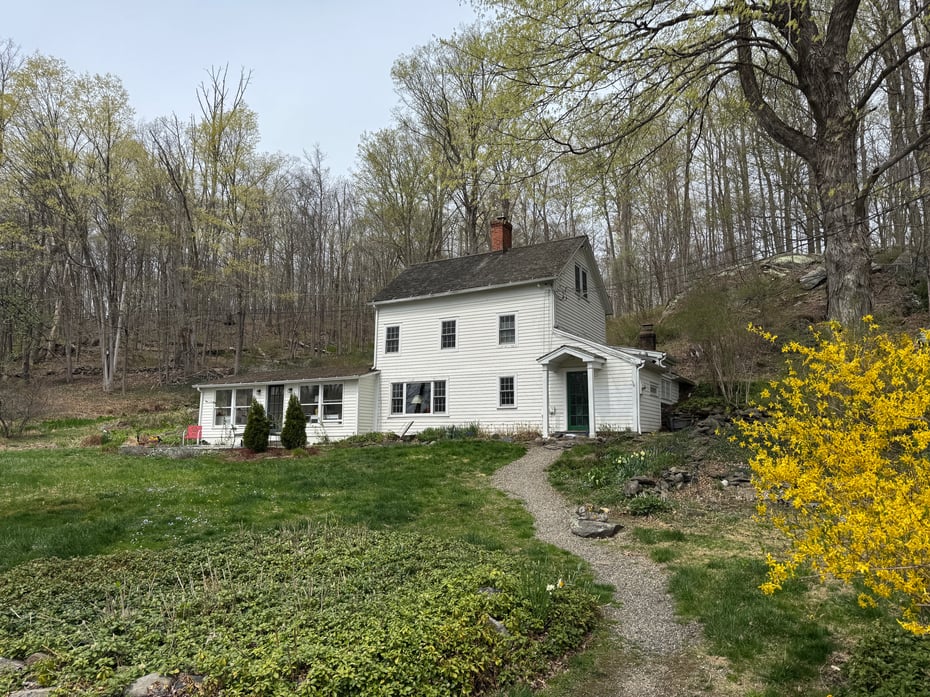 1 Coburn Road West Photo 1