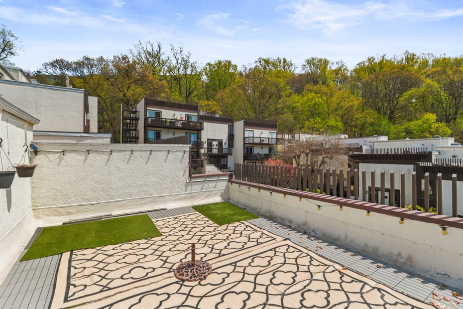 1200 Warburton Avenue  #8 Photo 23