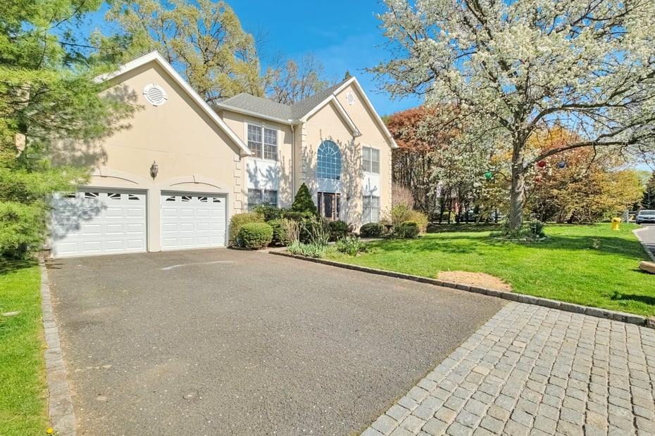30 Sheldon Street Photo 2