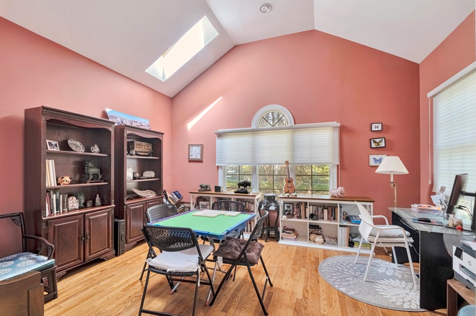 30 Sheldon Street Photo 10