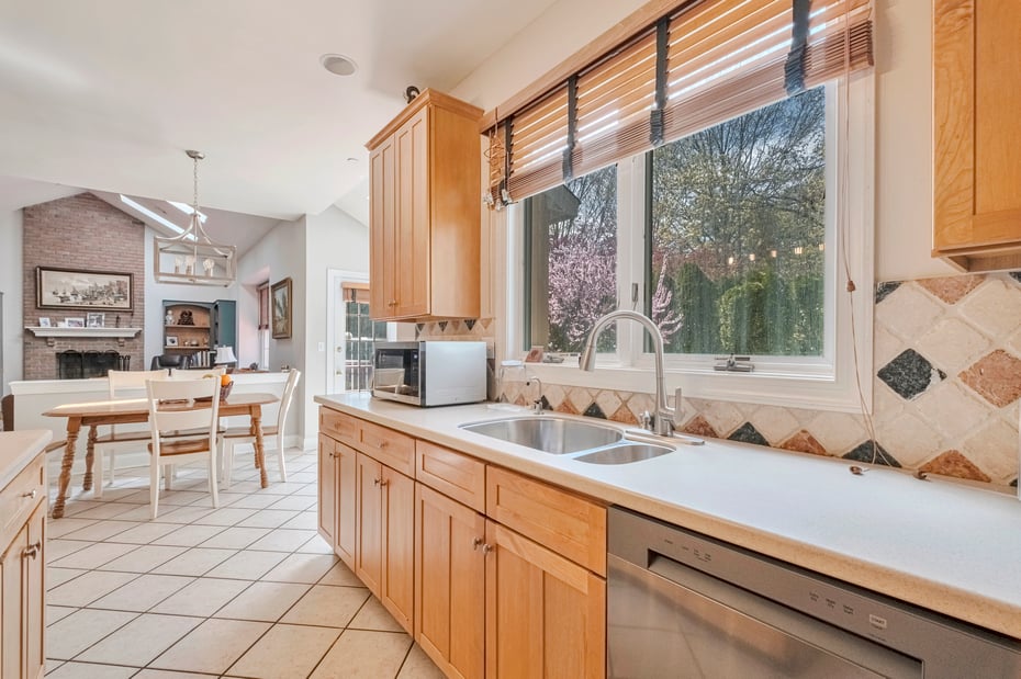30 Sheldon Street Photo 12