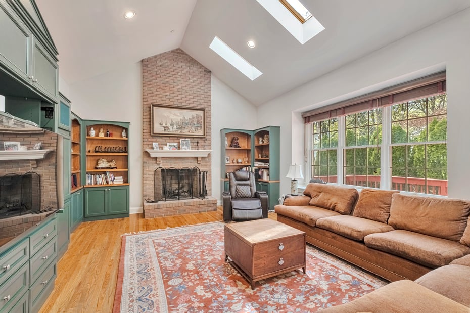 30 Sheldon Street Photo 22