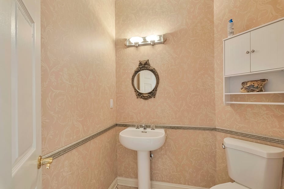 30 Sheldon Street Photo 24