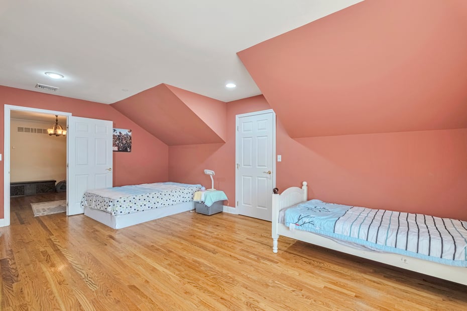 30 Sheldon Street Photo 29