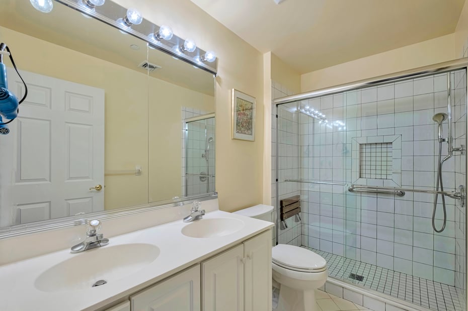 30 Sheldon Street Photo 34