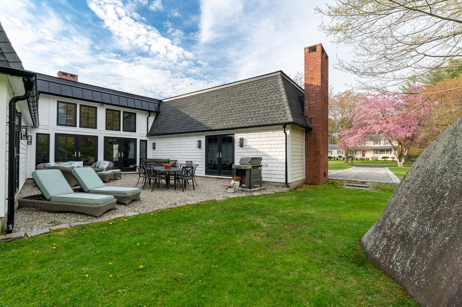 158 Thornwood Road Photo 17