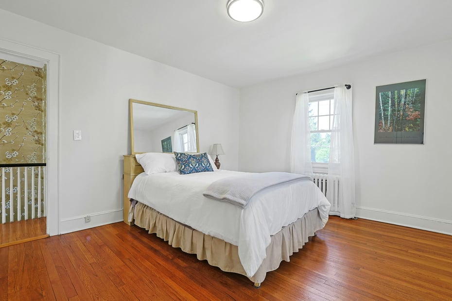 251 Crestwood Avenue Photo 17