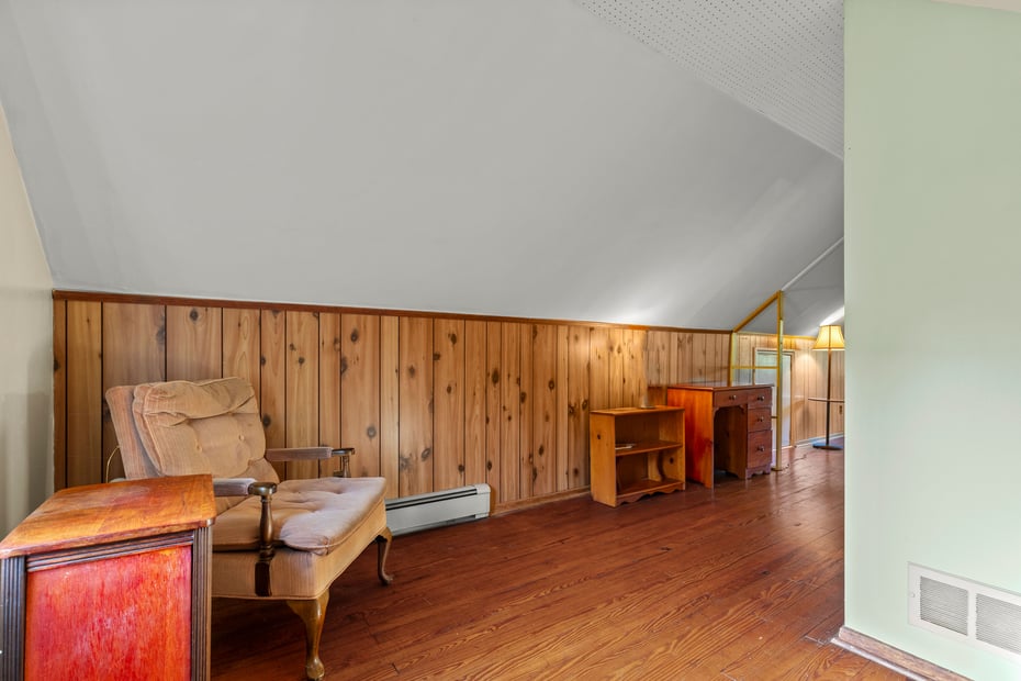 72 Quintard Drive Photo 18