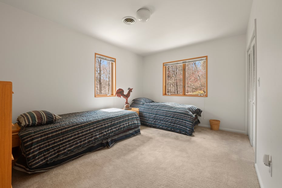 57 Spencer Road Photo 27