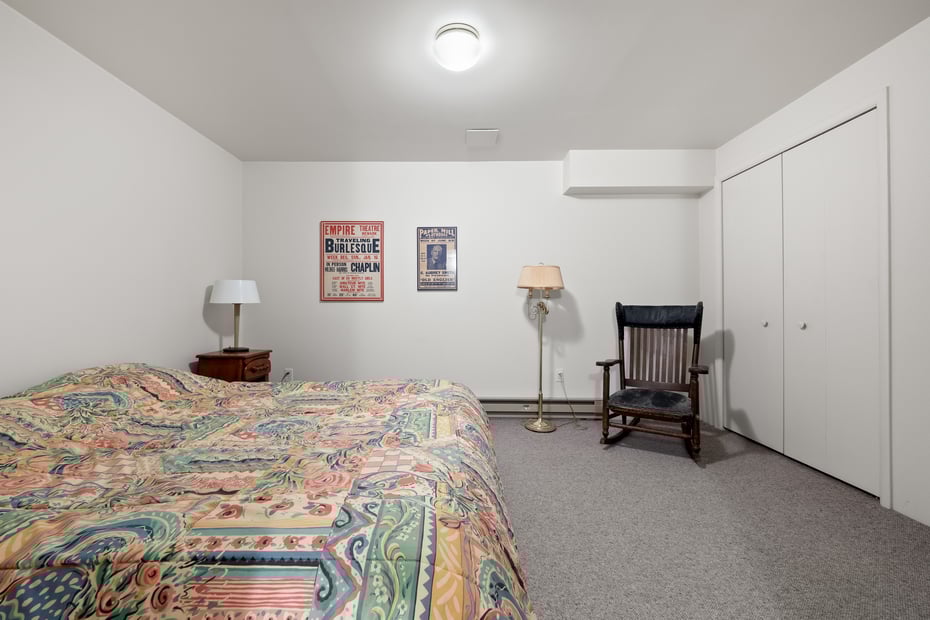 57 Spencer Road Photo 34