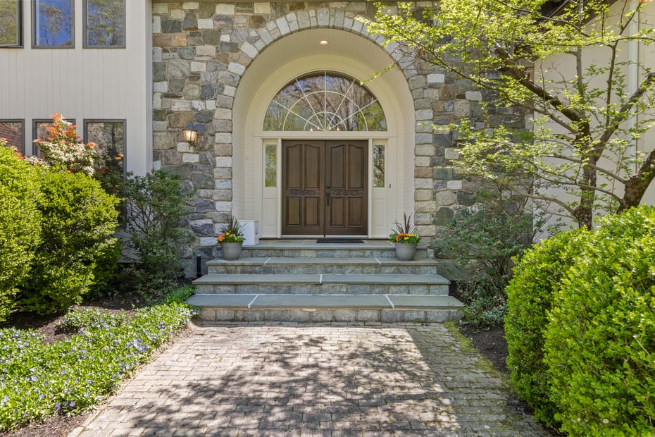 12 Five Ponds Drive Photo 2