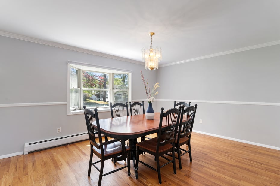 22 Blauvelt Street Photo 9