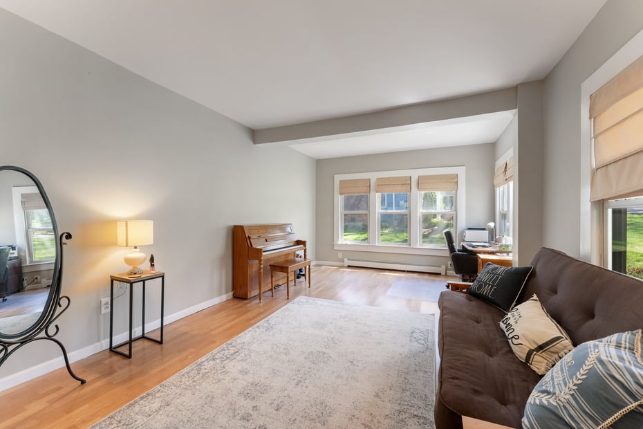 22 Blauvelt Street Photo 11