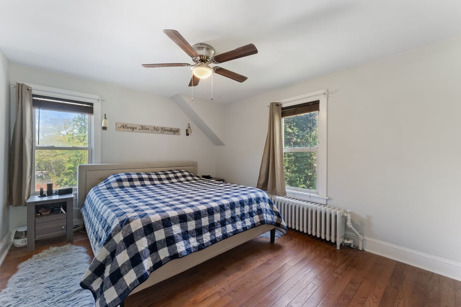 22 Blauvelt Street Photo 17