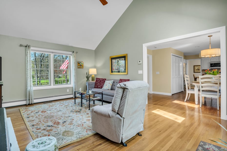 5 Dover Lane Photo 10