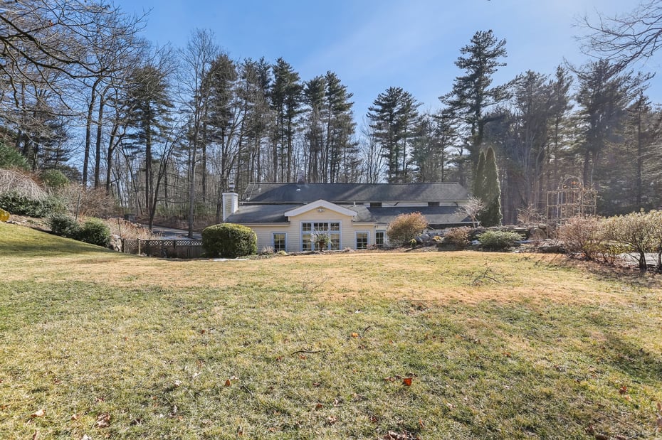 5 Lakeside Drive Photo 46