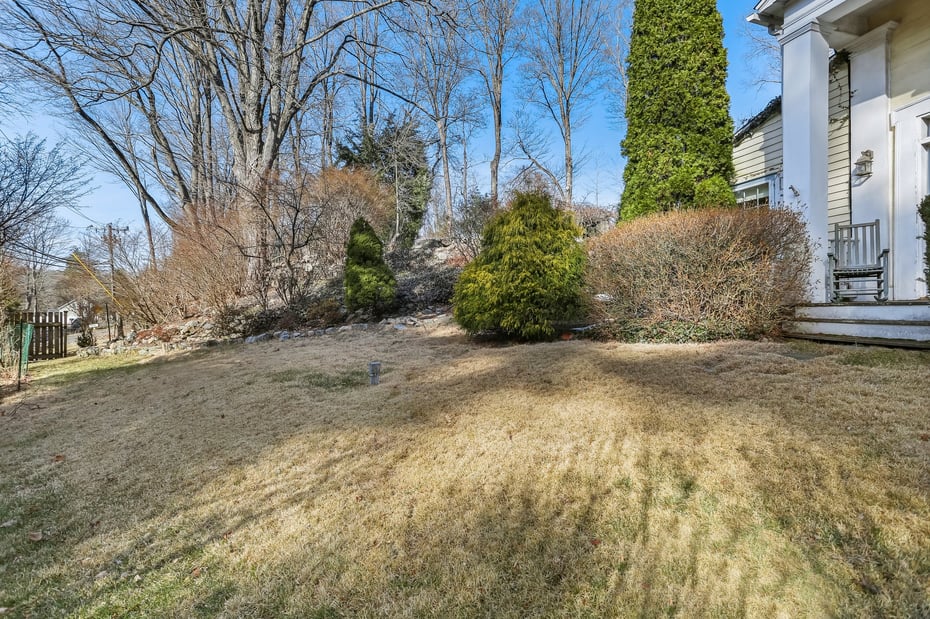 5 Lakeside Drive Photo 51