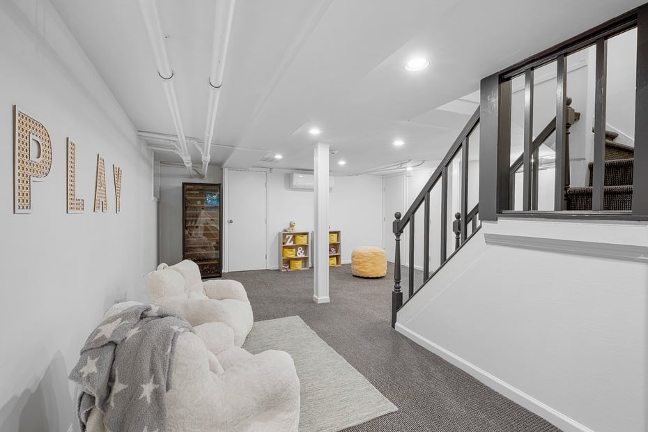 11 Benedict Place Photo 34