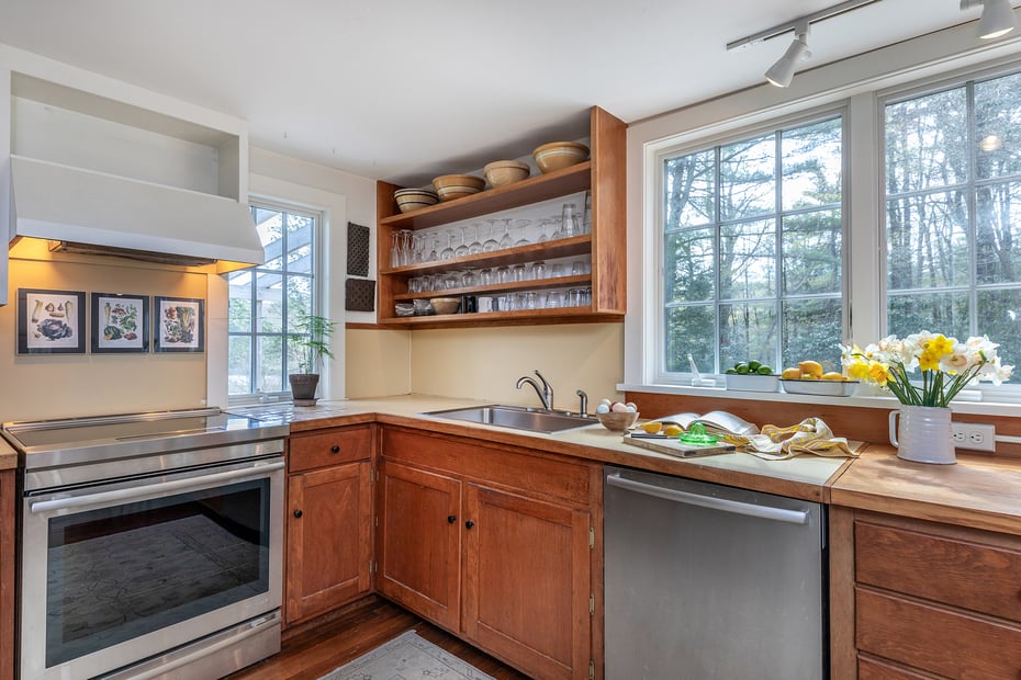 351 Smith Hill Road Photo 12