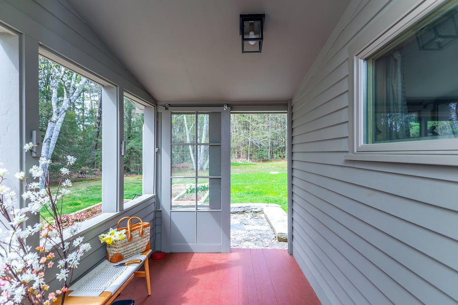 351 Smith Hill Road Photo 4
