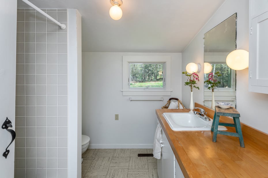 351 Smith Hill Road Photo 18