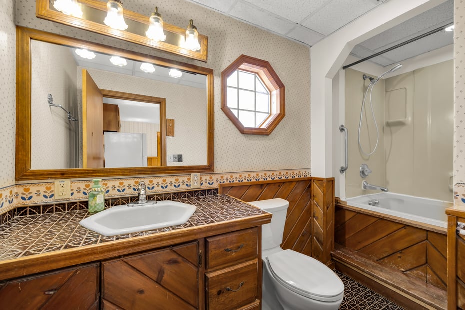 32 Britton Avenue  #2 Photo 16