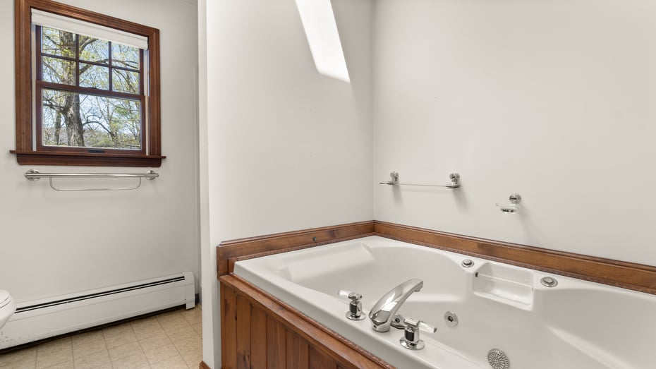 7 Cedar Ln Photo 23