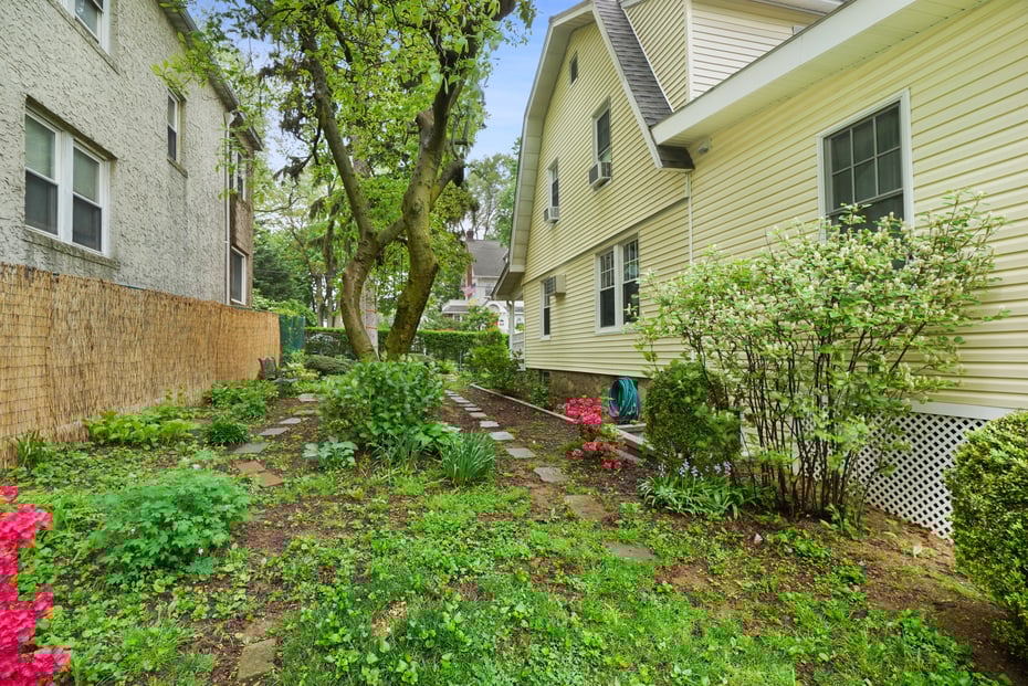 9 Hillcrest Road Photo 24