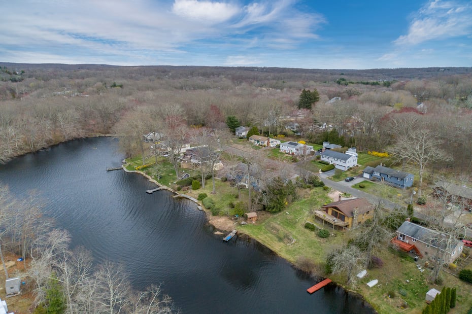 30 Pattagansett Drive Photo 23